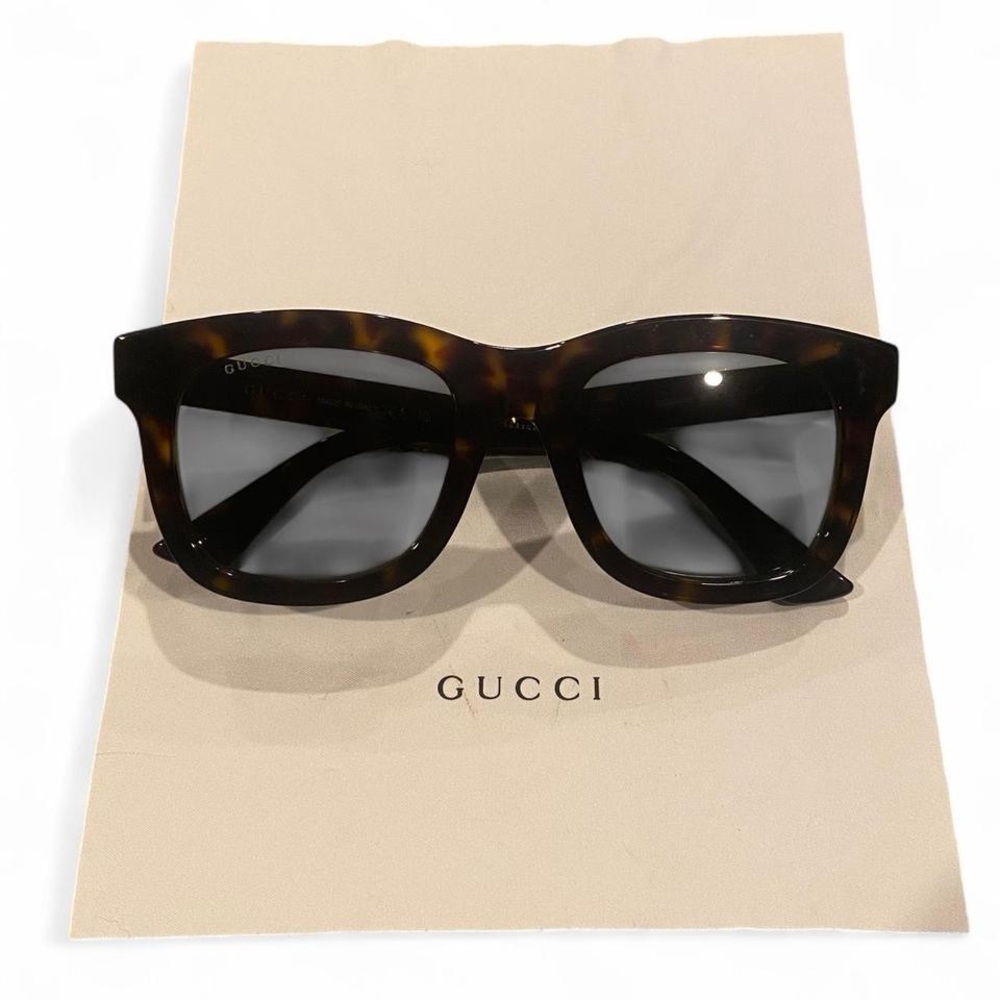 Gucci Brown Tortoise Sunglasses